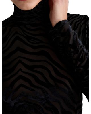 Chels Turtleneck Burnout Pattern Sweater - thumbnail 7