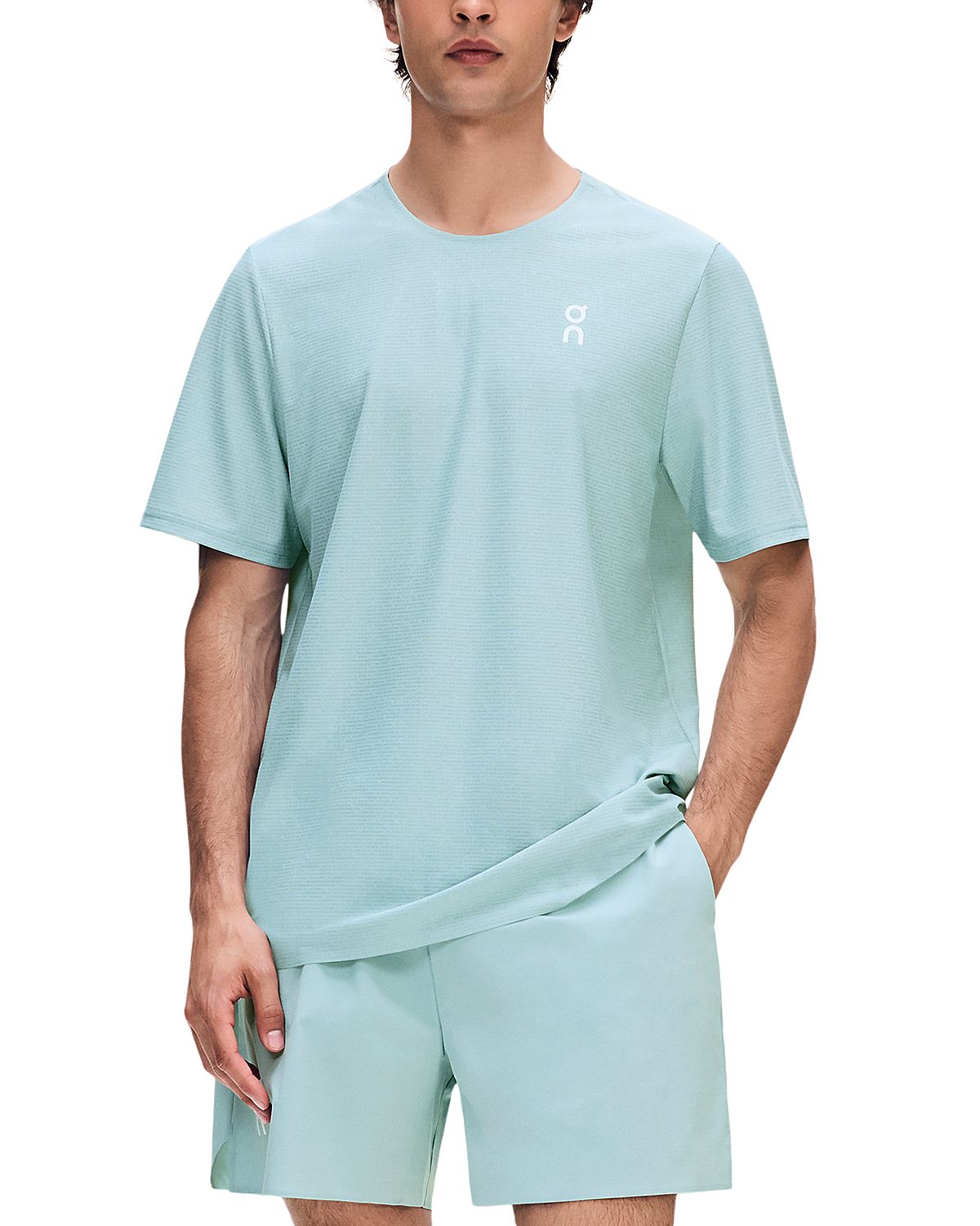 On Court-t Crewneck Tee