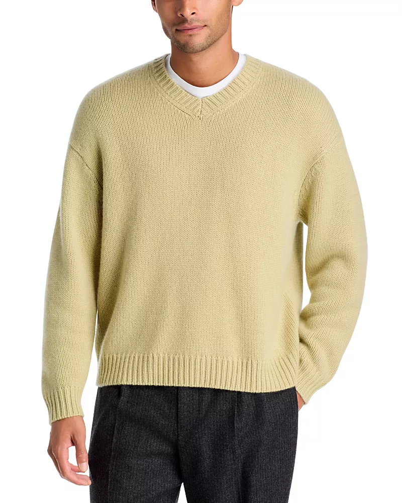 Frame Cashmere Chunky V Neck Sweater