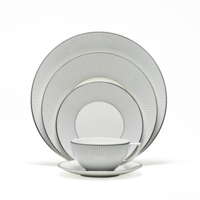 大宮WEDGEWOOD---JasperConran PinStripe 23cm 食器