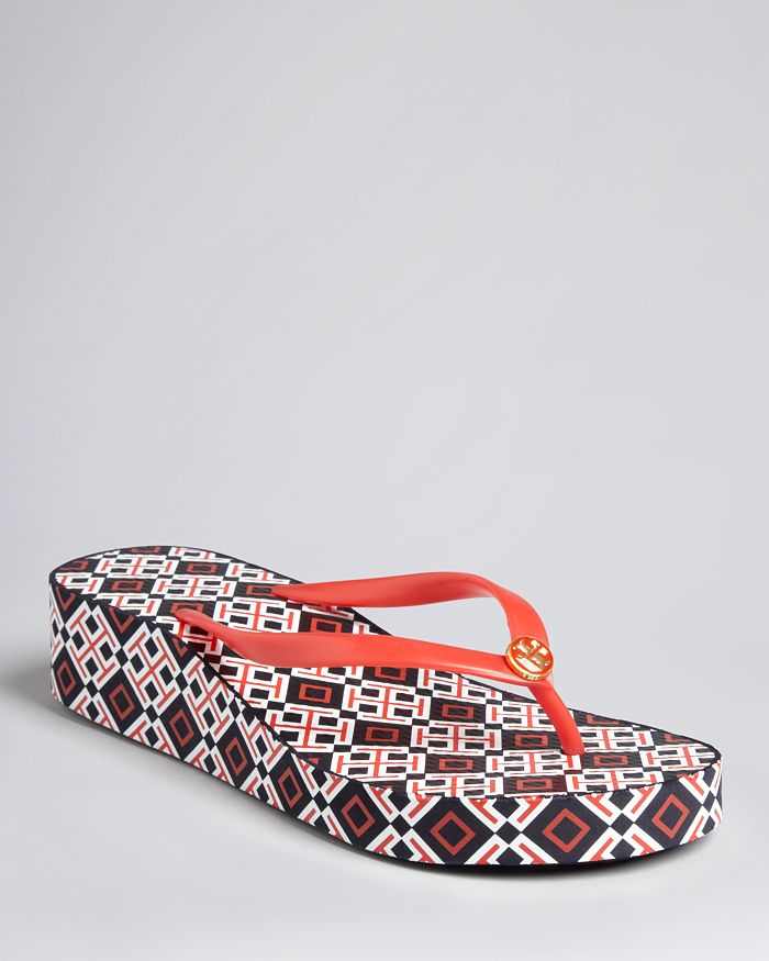 Tory burch thong wedge sandals store