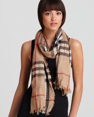 Burberry Giant Check Crinkle Scarf 