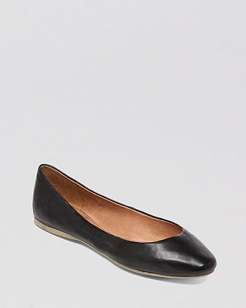 vince camuto ballerina flats