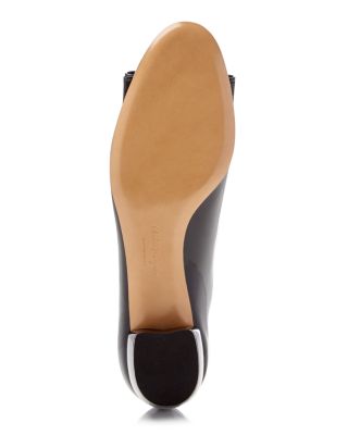 Women's Vara Leather Pumps
