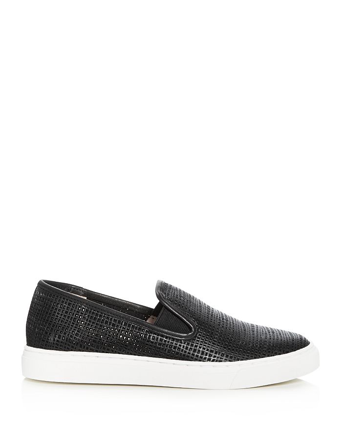 Vince 2024 camuto becker