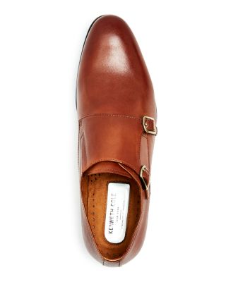 Kenneth Cole Men display picture 2