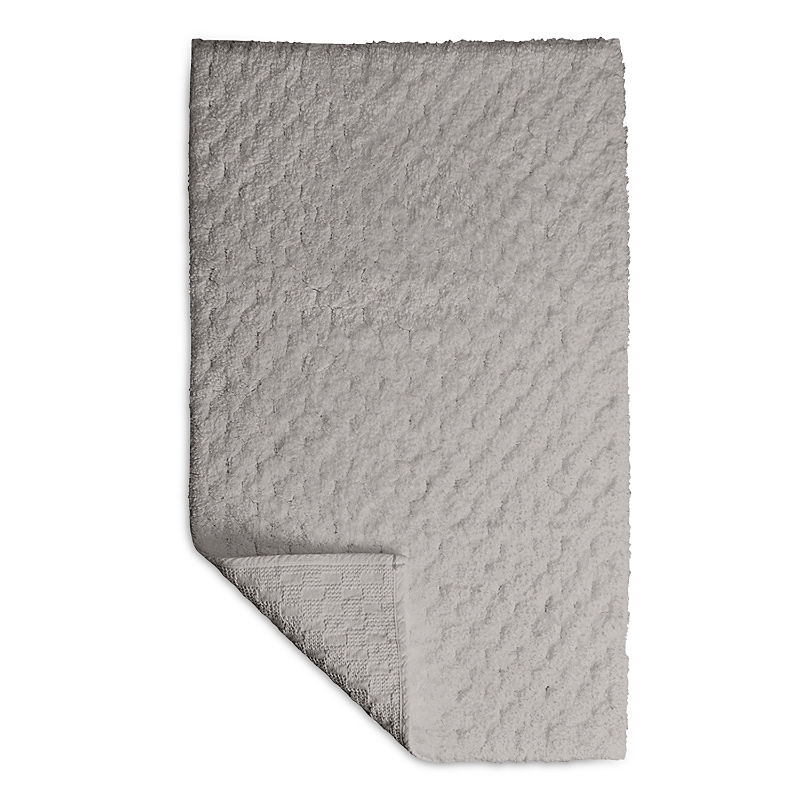 Matouk Lotus Bath Rug In Smoke