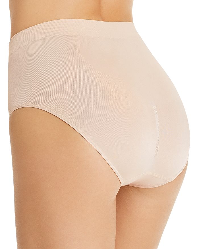 Shop Wacoal B.smooth Seamless Briefs In Rose Dust