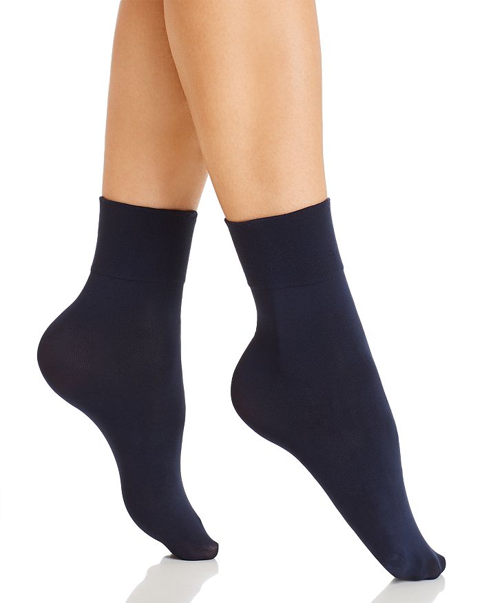 Hue Ultra-smooth Crew Socks In Navy