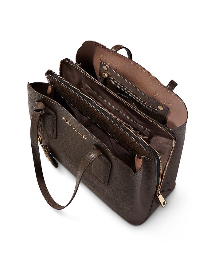 MARC JACOBS【国内発送】The Editor Leather Tote☆全6色☆ Marc Jacobs The Editor Leather Tote In Beige