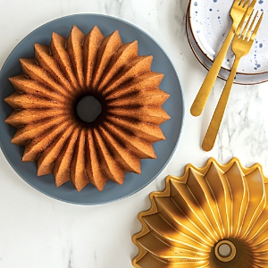 Nordic Ware Brilliance Bundt Pan