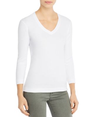 Three Dots Solid V-neck Tee In White
