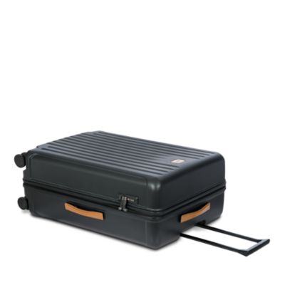 Capri 2.0 30" Expandable Spinner Suitcase