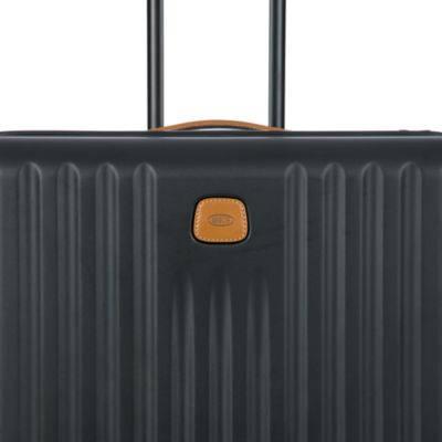 Capri 2.0 32" Expandable Spinner Suitcase