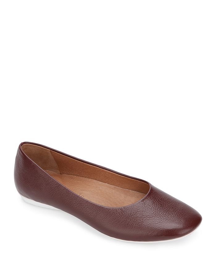 GENTLE SOULS BY KENNETH COLE GENTLE SOULS BY KENNETH COLE WOMEN'S EUGENE TRAVEL BALLET FLATS,GSS0067LE
