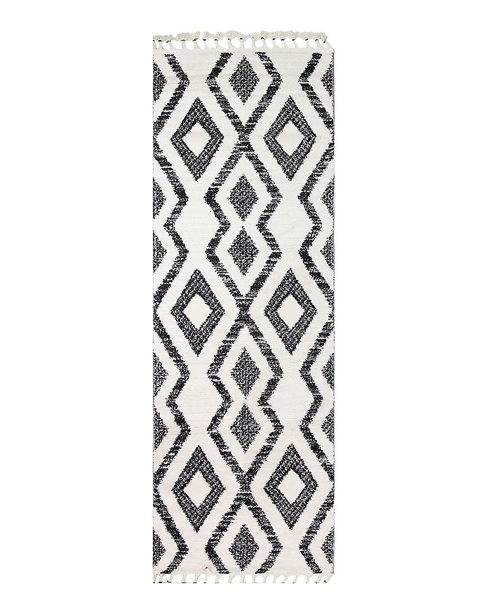 BASHIAN NAVAJO NAV107 RUNNER AREA RUG, 2'6 X 8',N114-IVBK-2.6X8-NAV1