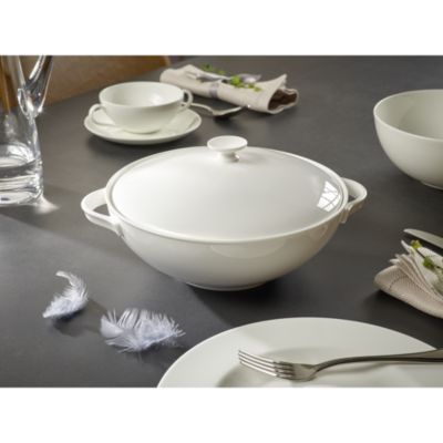 Anmut Covered Vegetable Bowl