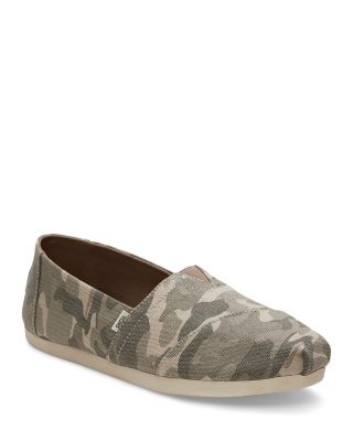 Women's Almond Toe Canvas Classic Flats