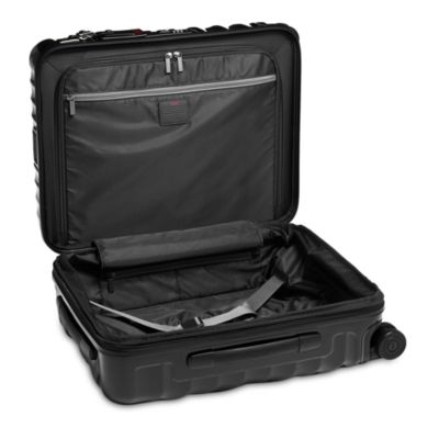 19 Degree Continental Expandable 4-Wheel Carry-On