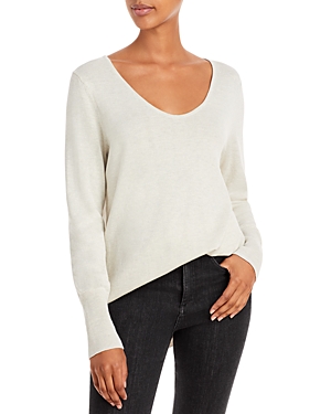 Nic And Zoe Vital V Neck Top In Putty