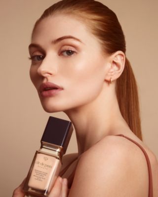 Radiant Fluid Foundation Natural Broad Spectrum SPF 25