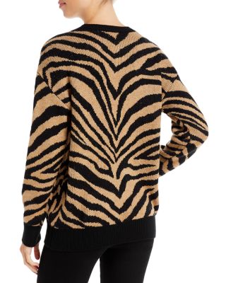 sweater animal print