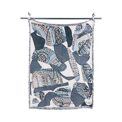 Yucca Throw