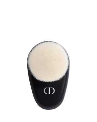 dior face brush 18