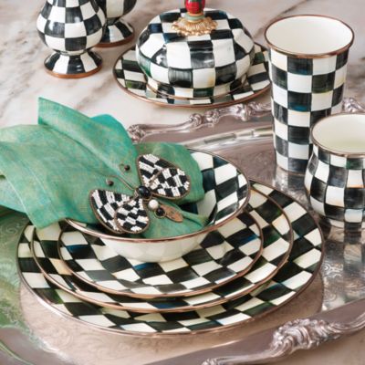  Courtly Check Dinnerware Collection