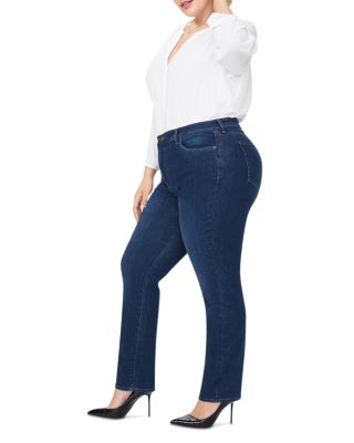 Sheri High Rise Slim Jeans in Quinn
