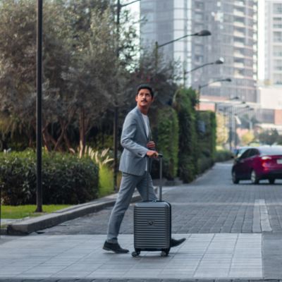 Cruise Luggage Collection