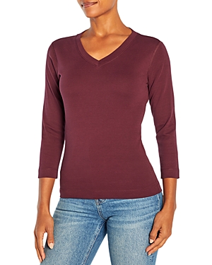 Three Dots Solid V-neck Tee In Winetasting