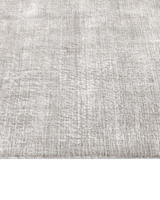 Sutter SUT1106 Area Rug Collection