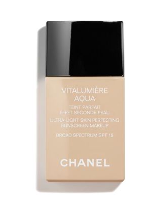 CHANEL - VITALUMI&Egrave;RE AQUA Ultra-Light Skin Perfecting Sunscreen Makeup SPF 15