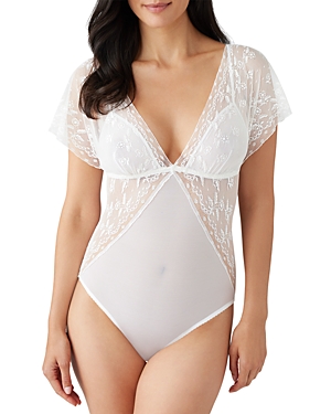 Wacoal Lifted In Luxury Bodysuit In Egret In Egret