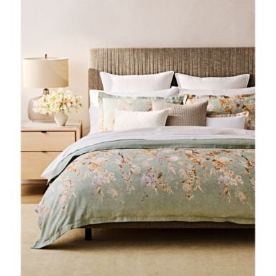 Elisabetta Bedding Collection