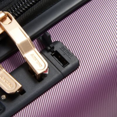 Cruise 3.0 Carry On Expandable Spinner Suitcase