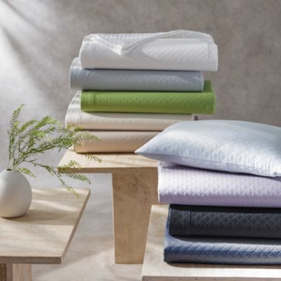 Petra Coverlet, Twin