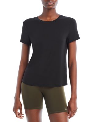 【ALO Yoga】All Day Short Sleeve Tシャツ All Day Short Sleeve - Black | Alo Yoga