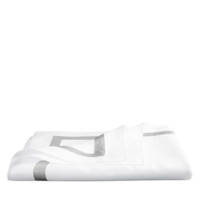 Lowell Tablecloth, 70" x 108"