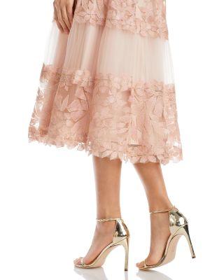 【TADASHI SHOJI】ADRIANE フローラル ティードレス Tadashi Shoji Adriane Floral Embroidered Tea-Length Dress
