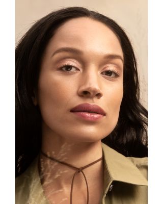 Wild Mustang Lip Veil