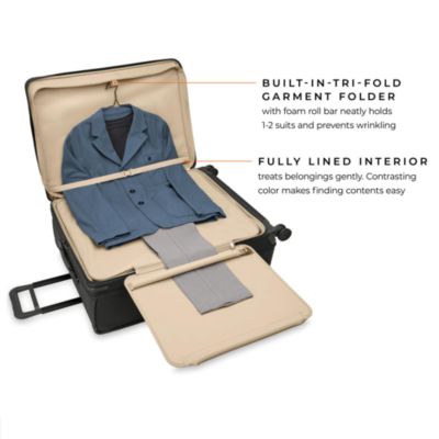 Baseline Extra Large Expandable Spinner Suitcase