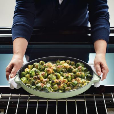 2 Qt Oval Cast Iron Roasting Pan