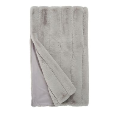 Donna Salyers Fabulous Furs - Faux Fur Posh Throw