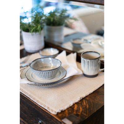 Colonnade 16 Piece Dinnerware Set