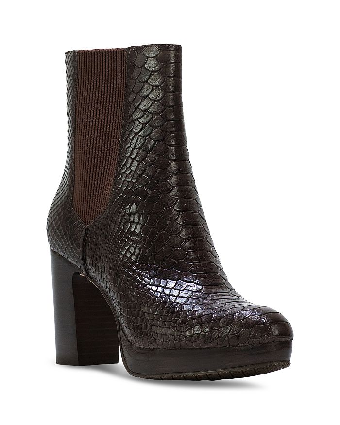 Donald pliner daved bootie 2025