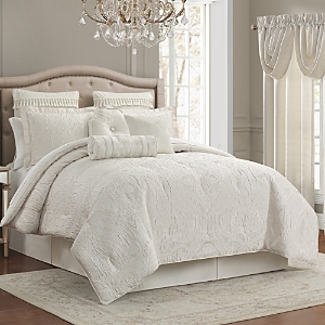 Waterford Aragon 6 Piece Comforter Set, Queen In White