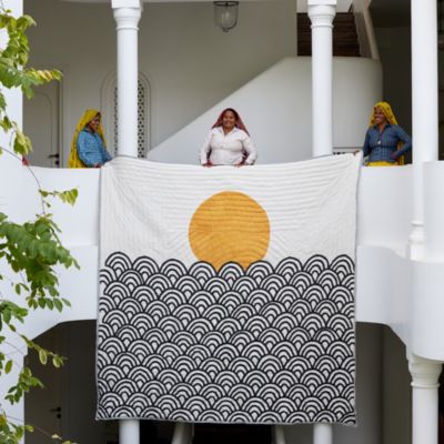 Making Waves Quilt Set, King