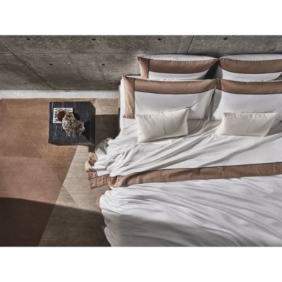 Linear Bedding Collection